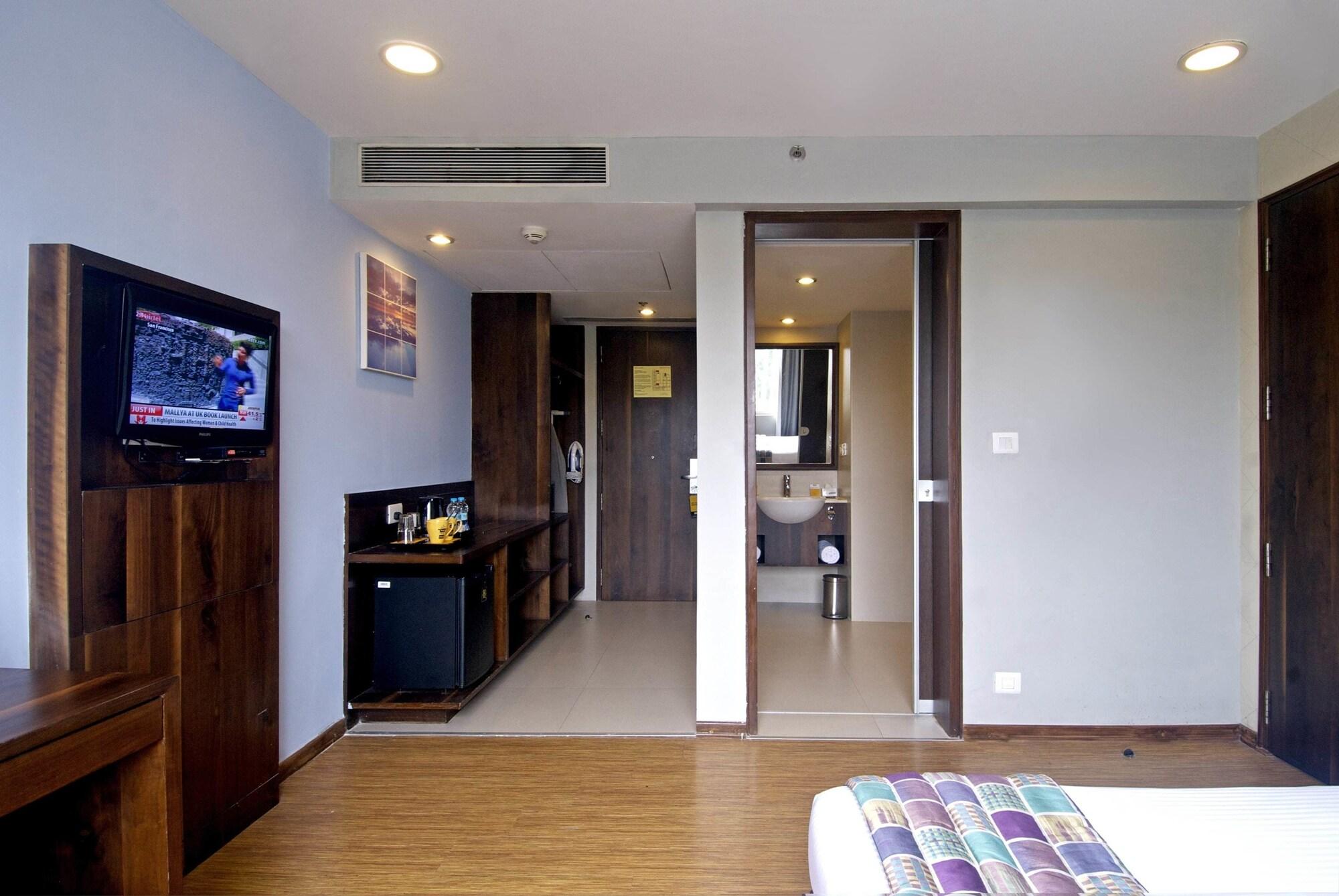 Keys Prima By Lemon Tree Hotels, Pimpri, Pune Exterior photo