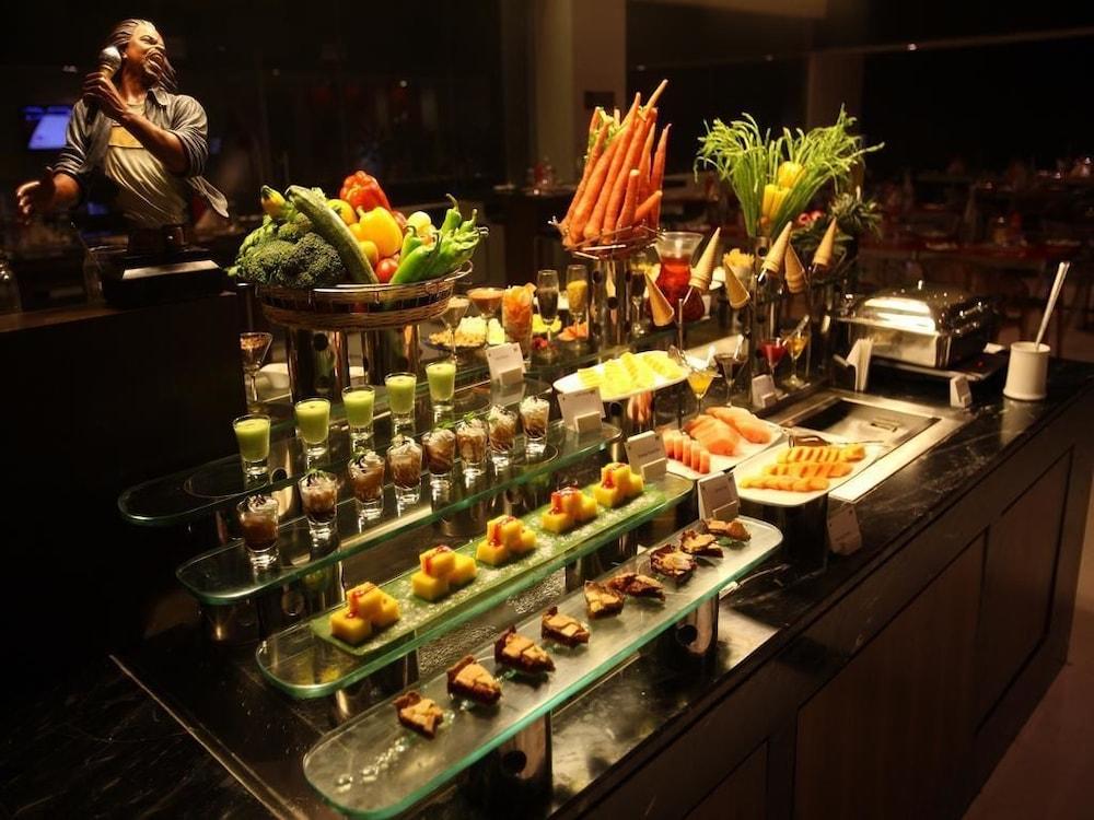 Keys Prima By Lemon Tree Hotels, Pimpri, Pune Exterior photo