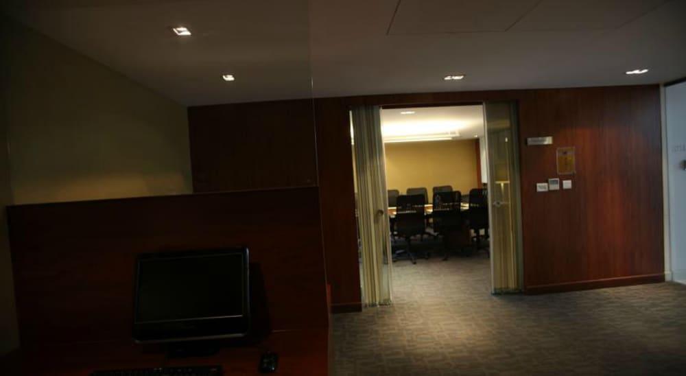 Keys Prima By Lemon Tree Hotels, Pimpri, Pune Exterior photo