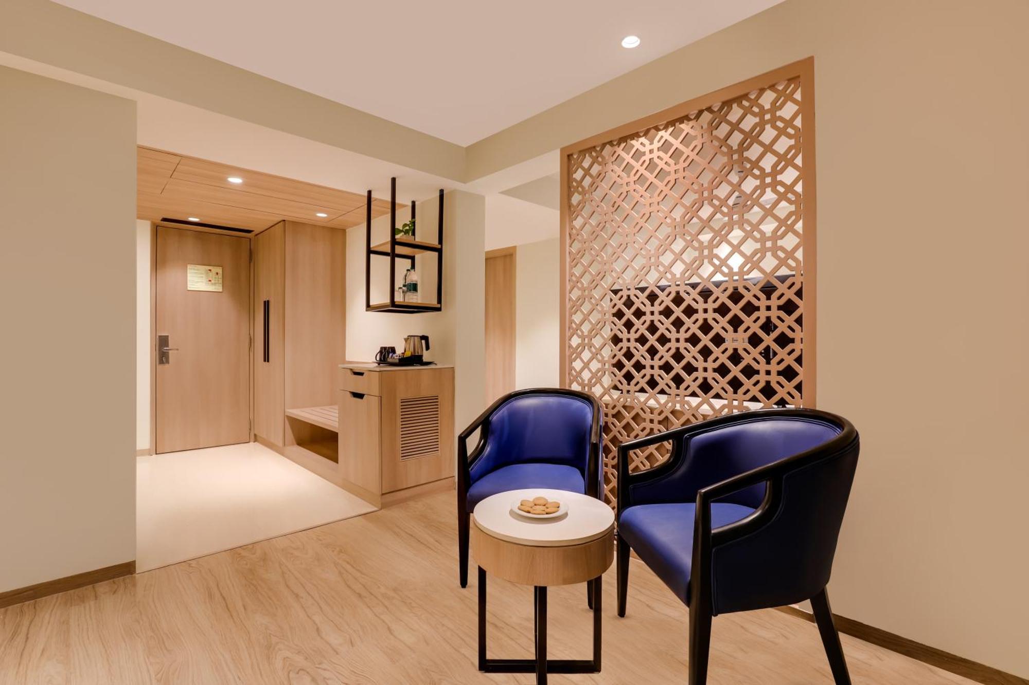 Keys Prima By Lemon Tree Hotels, Pimpri, Pune Exterior photo