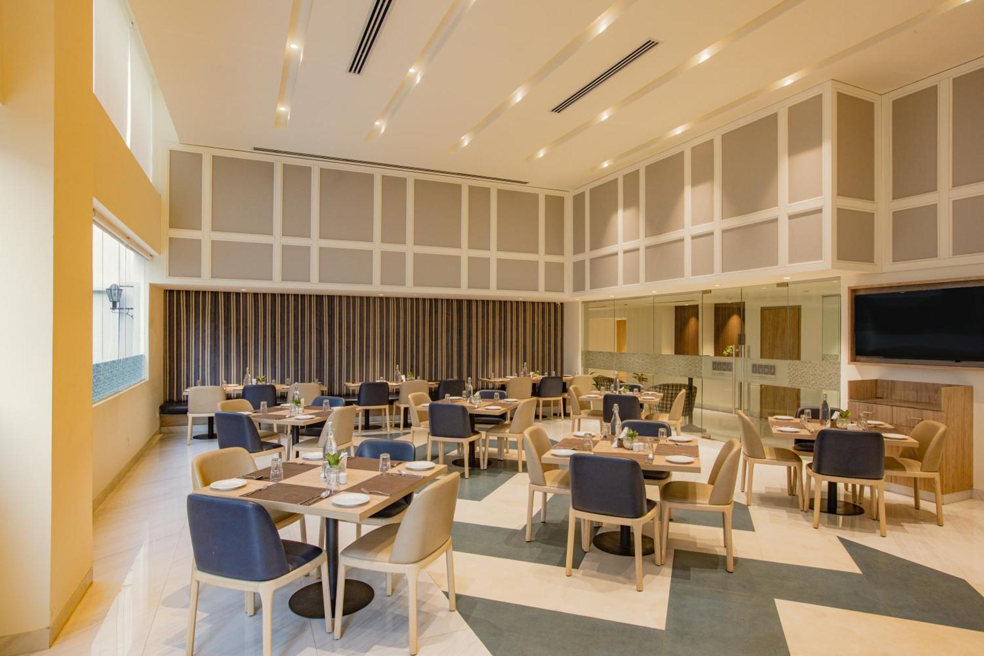Keys Prima By Lemon Tree Hotels, Pimpri, Pune Exterior photo