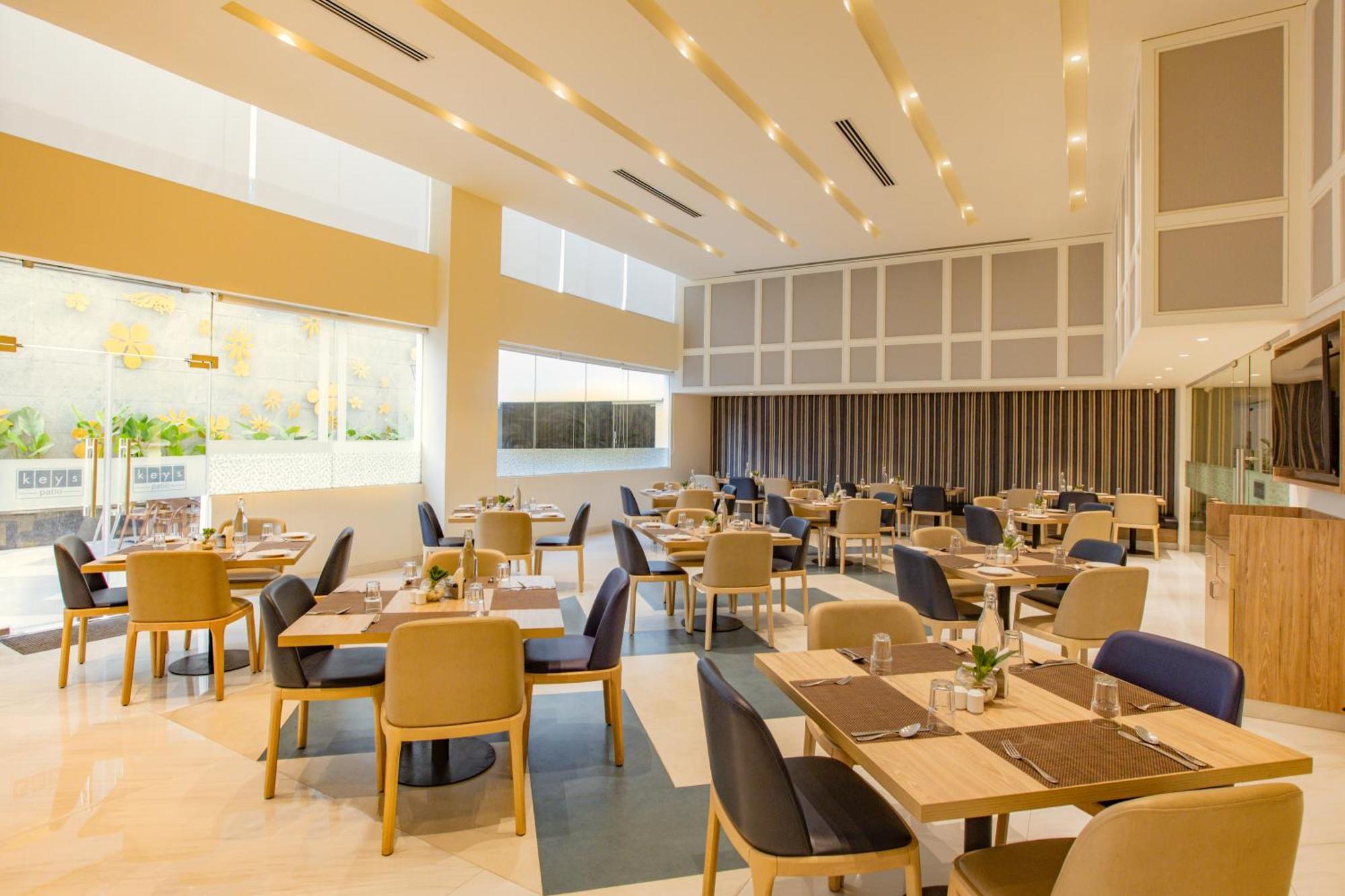 Keys Prima By Lemon Tree Hotels, Pimpri, Pune Exterior photo