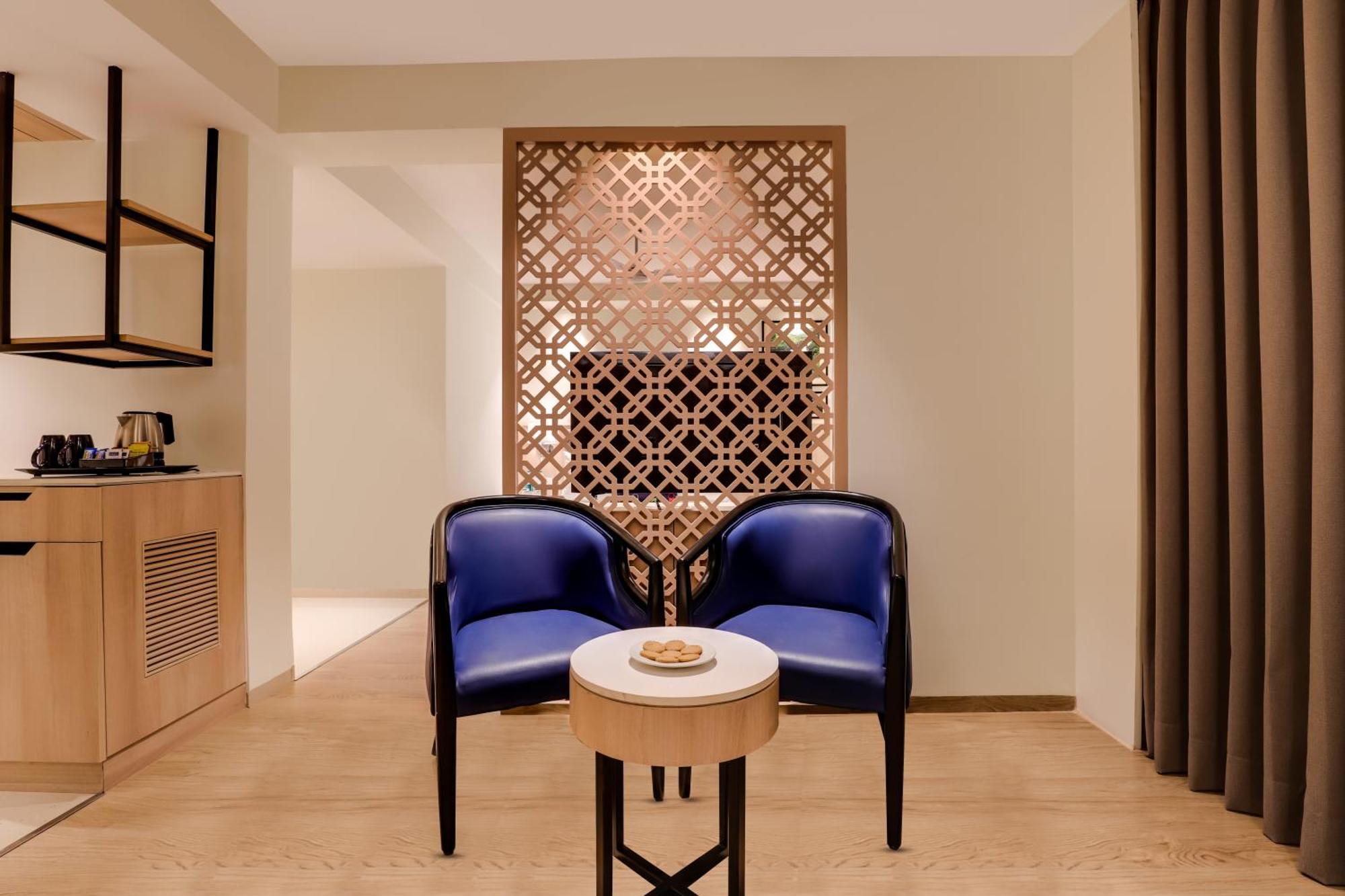 Keys Prima By Lemon Tree Hotels, Pimpri, Pune Exterior photo